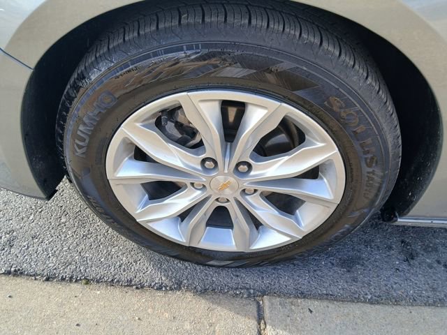 Used 2024 Chevrolet Malibu LT image 47