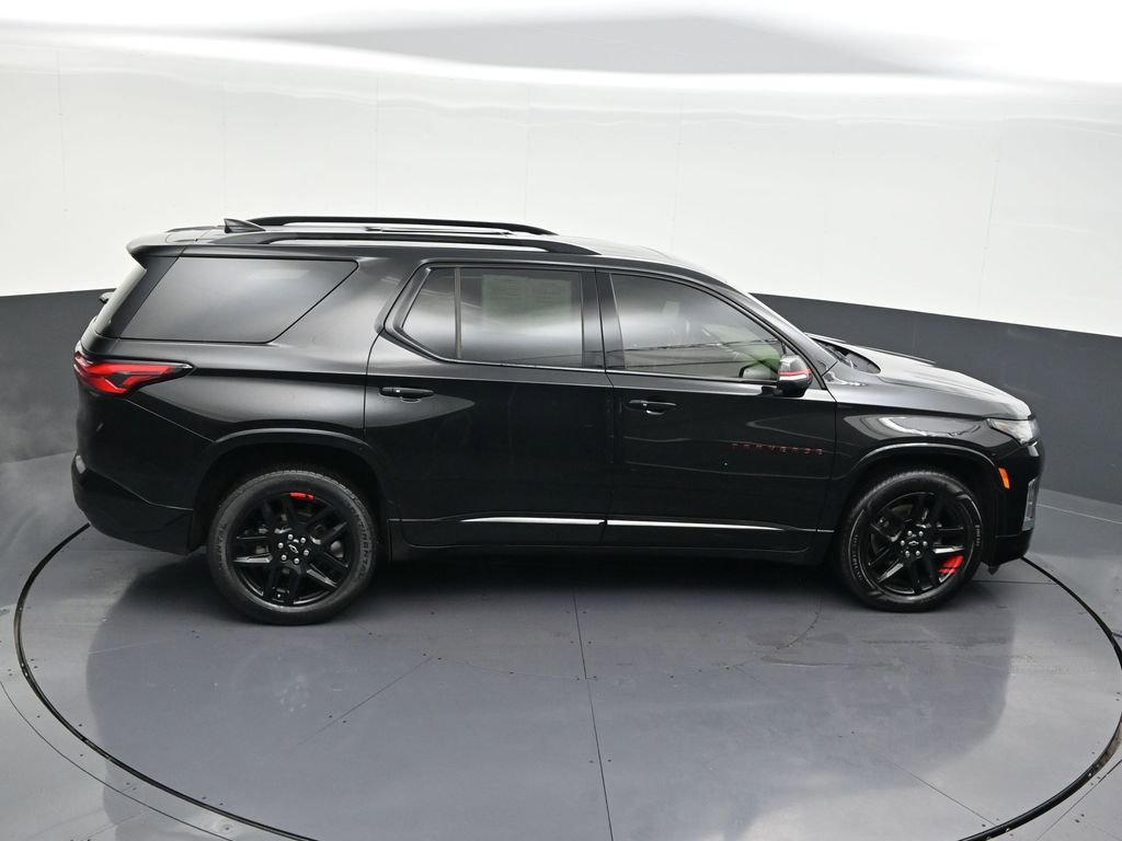 Used 2023 Chevrolet Traverse Premier w/ Redline Edition image 21
