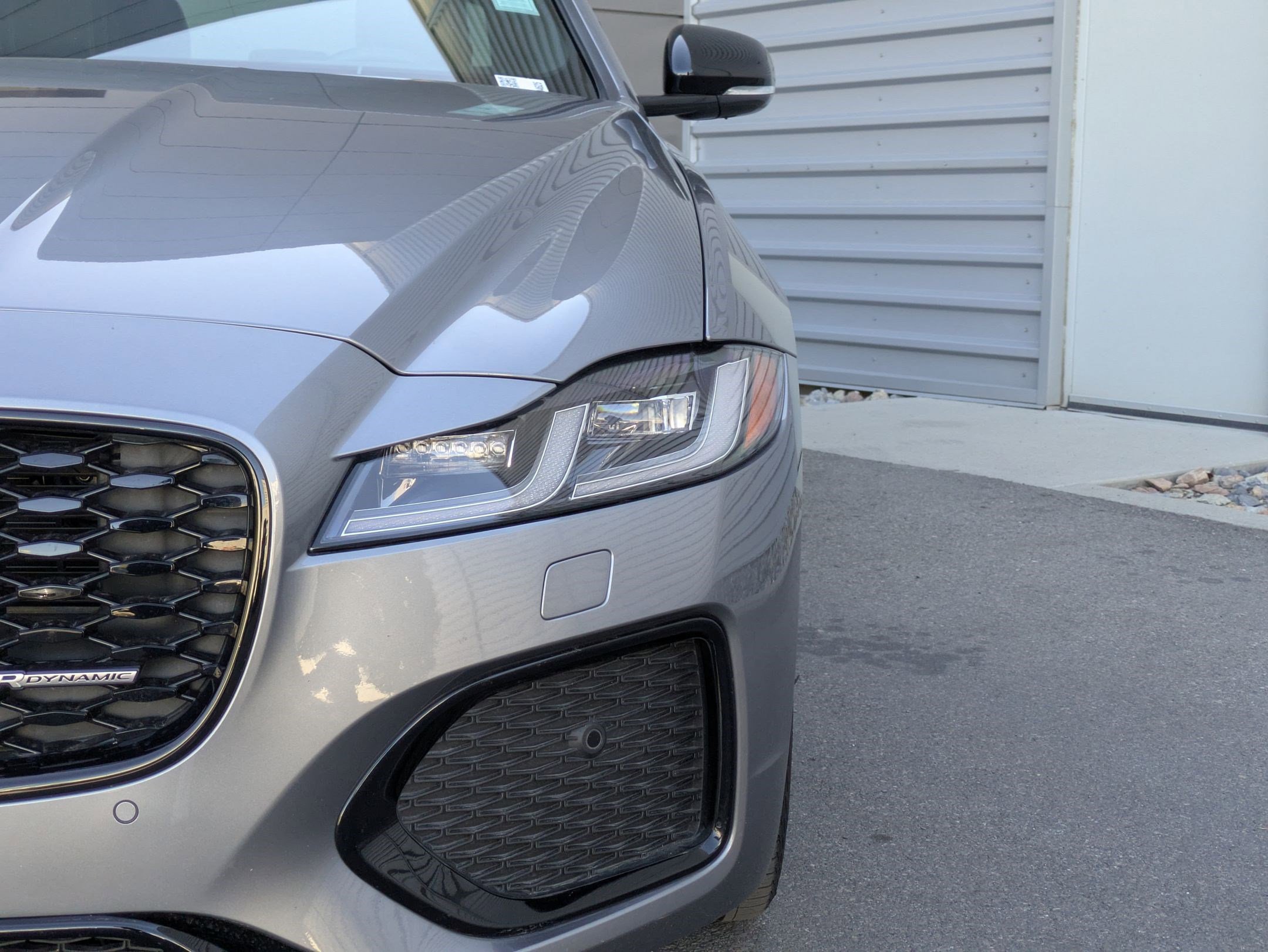 Used 2024 Jaguar XF R-Dynamic SE image 12