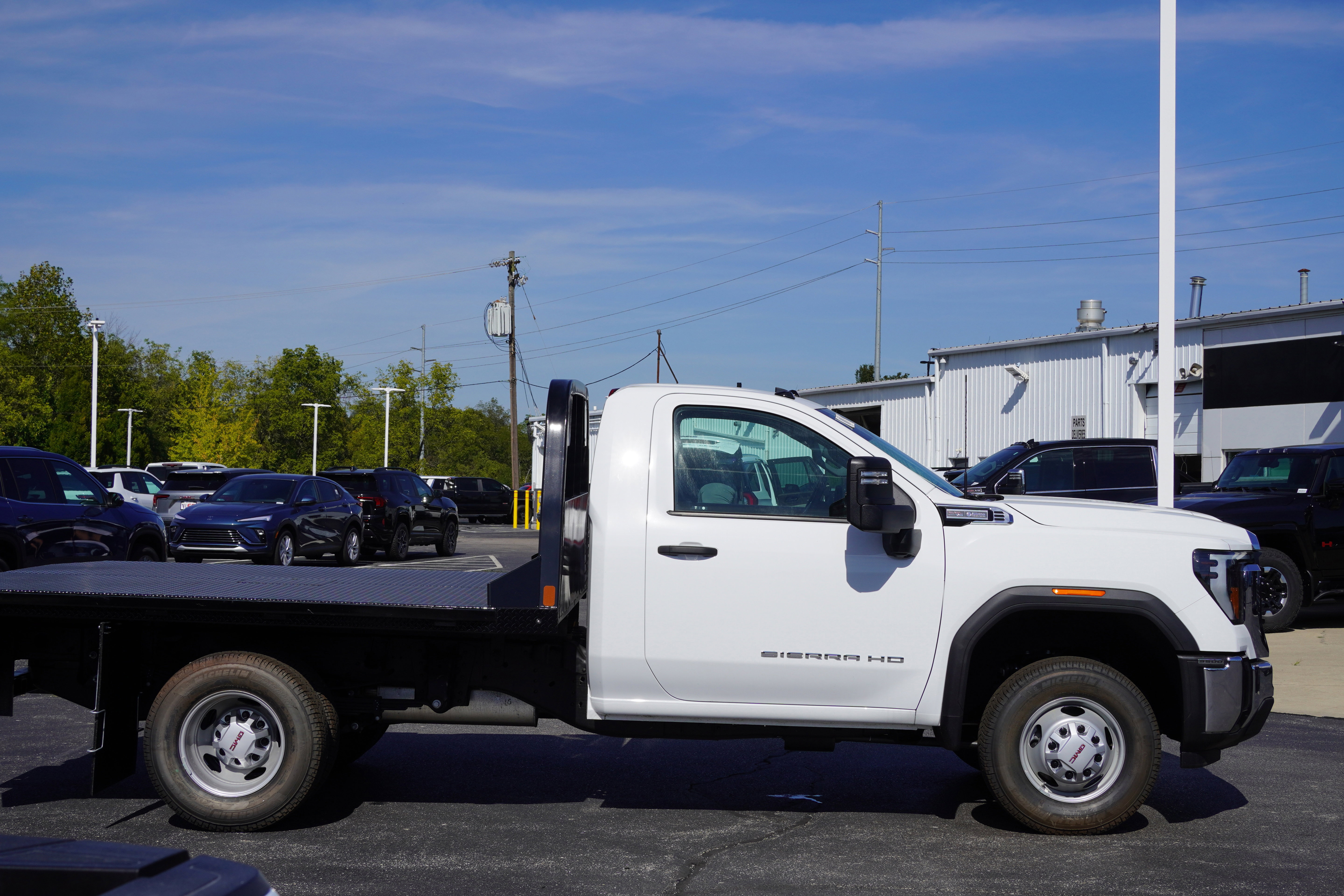 New 2025 GMC Sierra 3500 Pro w/ Convenience Package image 7