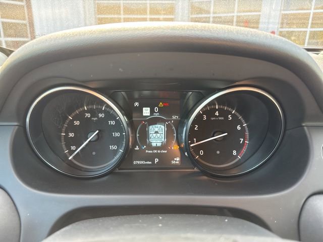 Used 2018 Land Rover Discovery Sport HSE image 22