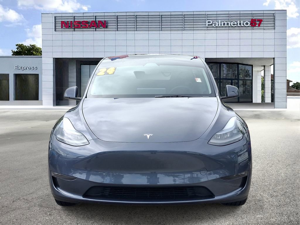 Used 2024 Tesla Model Y Long Range image 2