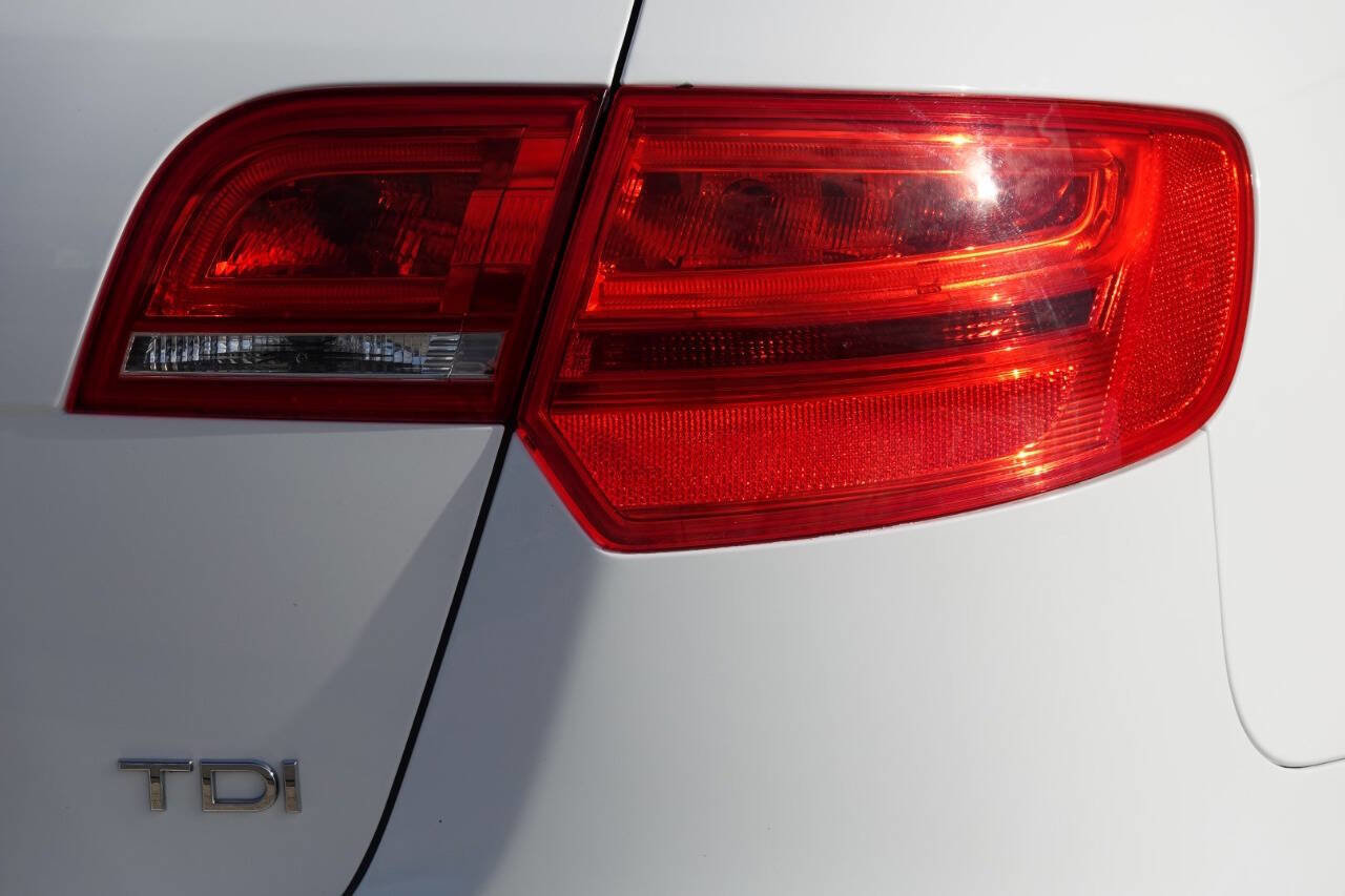Used 2012 Audi A3 TDI Premium Plus w/ Premium Plus Package FWD image 23