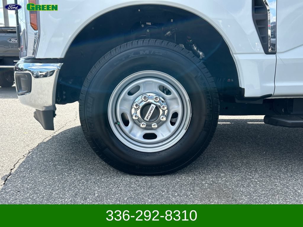 Used 2026 Ford F250 XL w/ XL Chrome Package RWD image 28