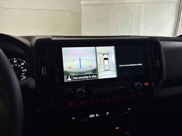 Used 2025 Nissan Frontier PRO-4X w/ Pro Convenience Package image 25