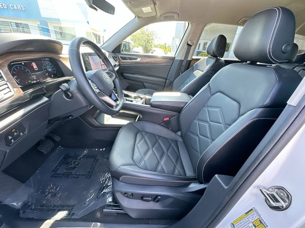 Used 2025 Volkswagen Atlas SE FWD image 20