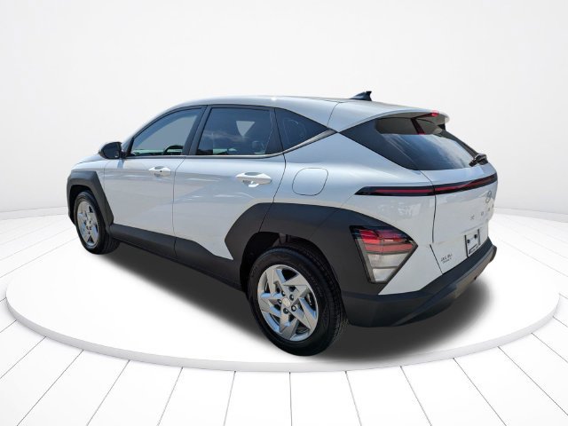 Used 2025 Hyundai Kona SE FWD image 6