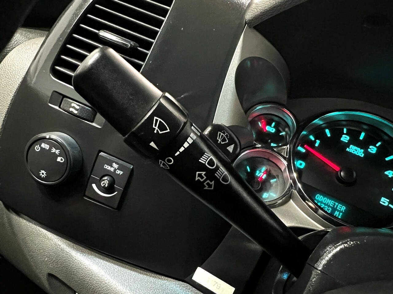 Used 2012 GMC Sierra 3500 W/T w/ Snow Plow Prep Package image 40