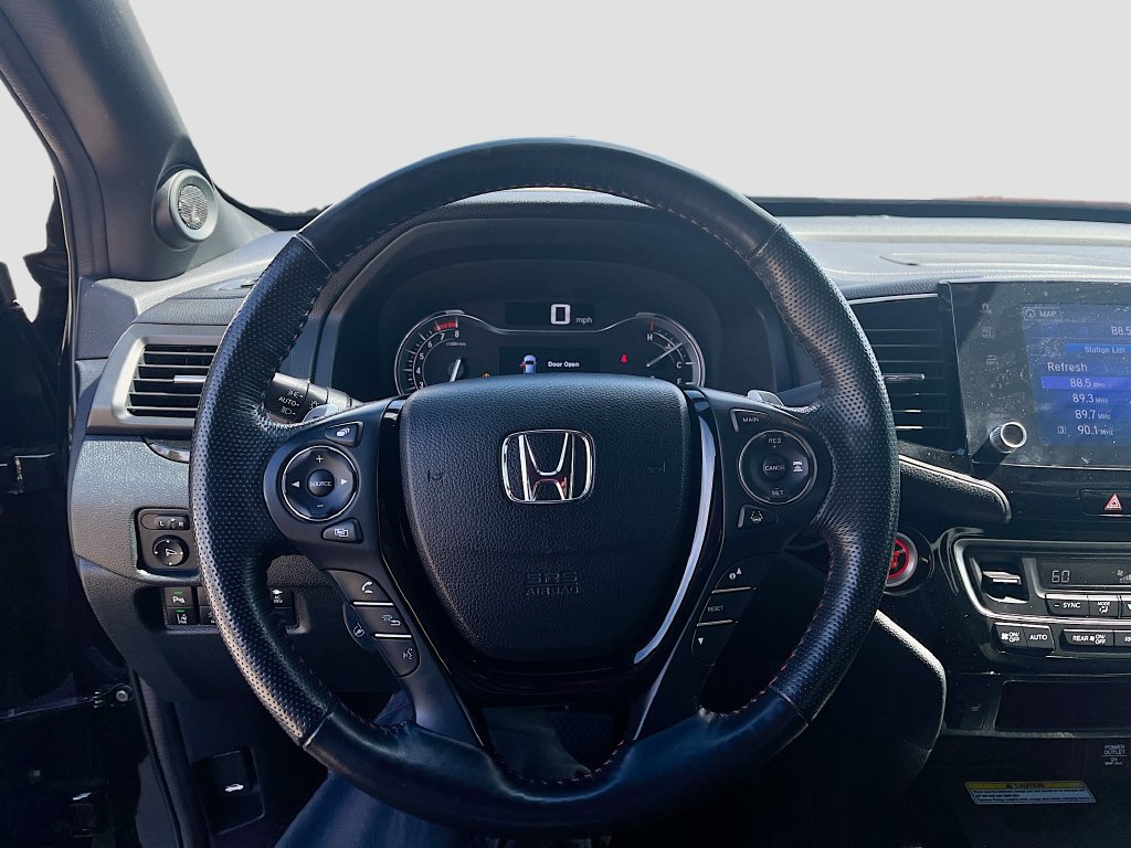 Used 2023 Honda Ridgeline Black Edition image 11