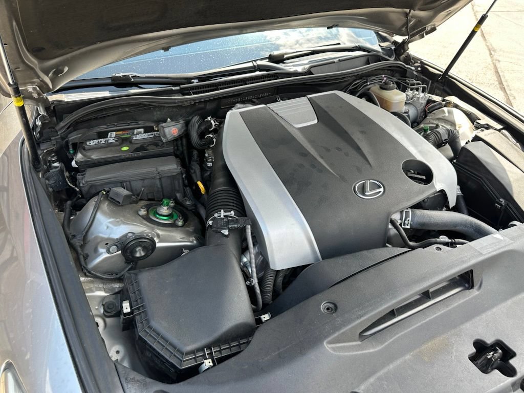 Used 2014 Lexus IS 350 w/ Navigation Package RWD image 39