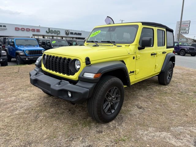Used 2024 Jeep Wrangler Sport S image 3