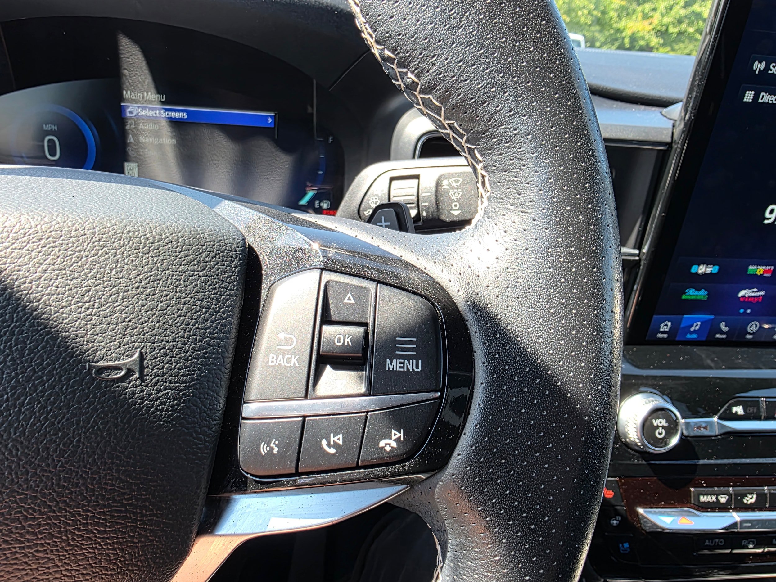 Certified 2022 Ford Explorer ST w/ Equipment Group 401A AWD/4WD image 17