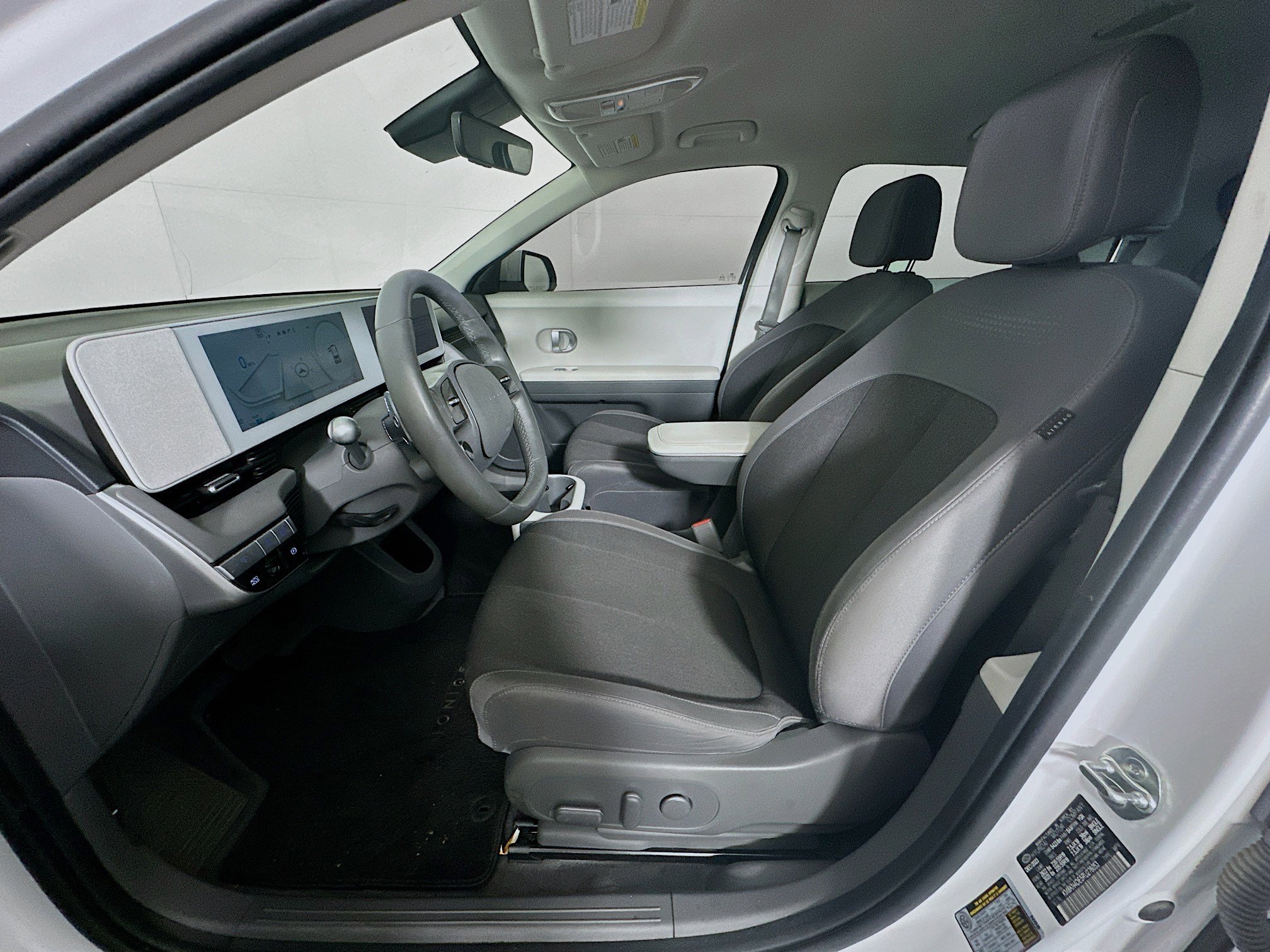 Used 2024 Hyundai Ioniq 5 SEL RWD image 13