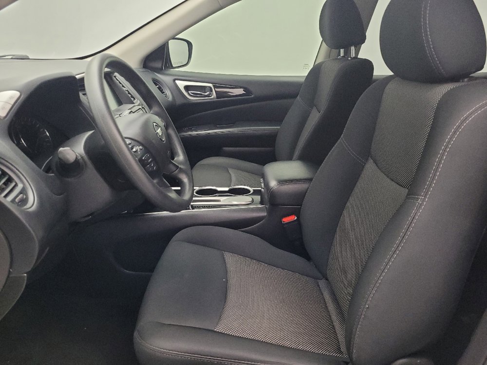 Used 2020 Nissan Pathfinder S image 17