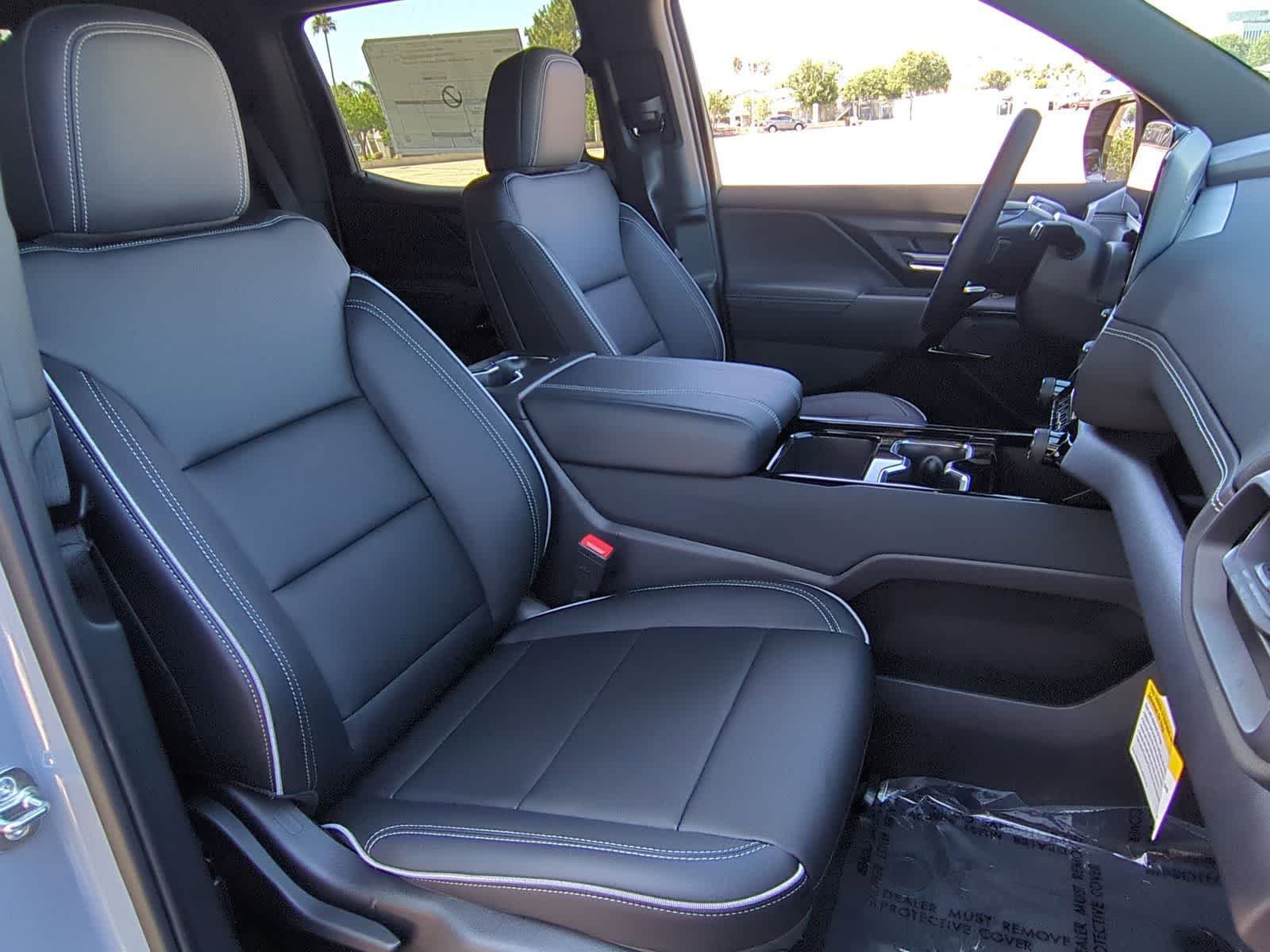 Used 2026 Chevrolet Silverado EV LT AWD/4WD image 27