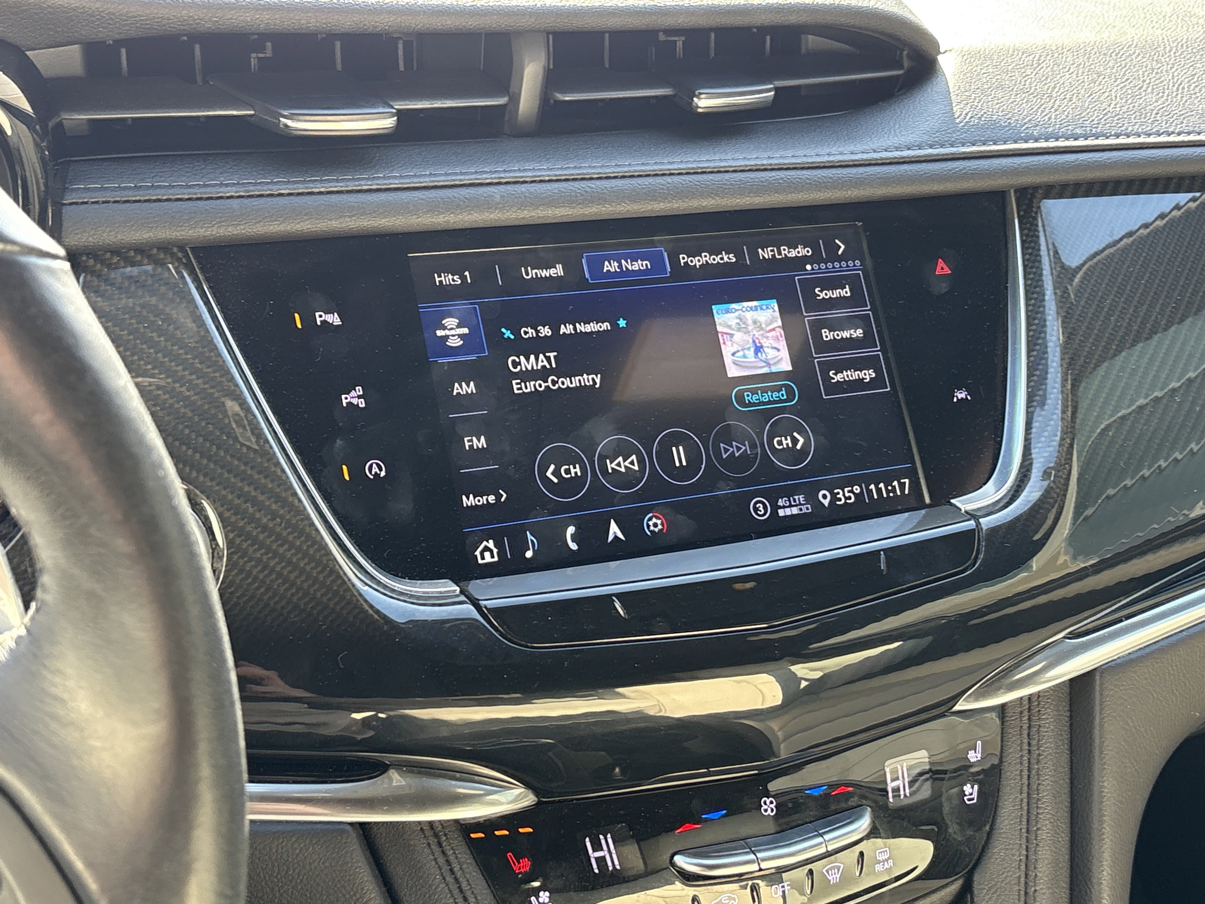 Used 2020 Cadillac XT6 Sport image 23