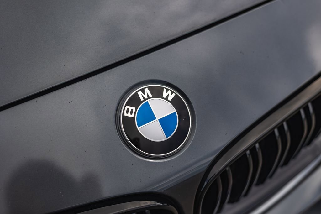 Used 2017 BMW M2 image 5