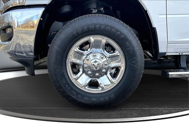 Used 2025 RAM 2500 Tradesman w/ Chrome Appearance Group image 34