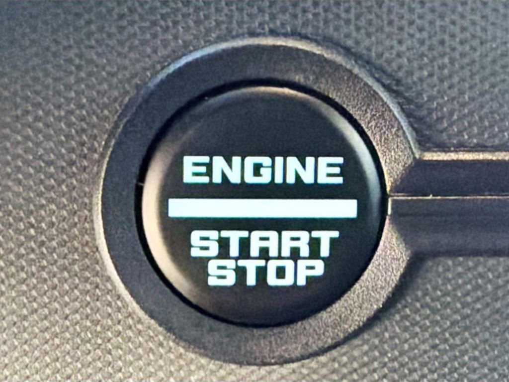 Used 2024 Ford Bronco Badlands image 34