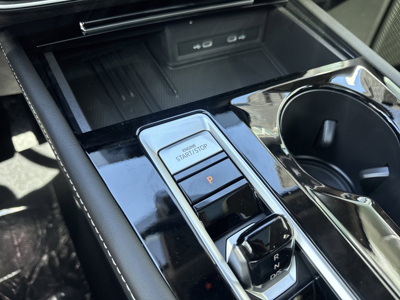 New 2026 Volkswagen Atlas SE image 24