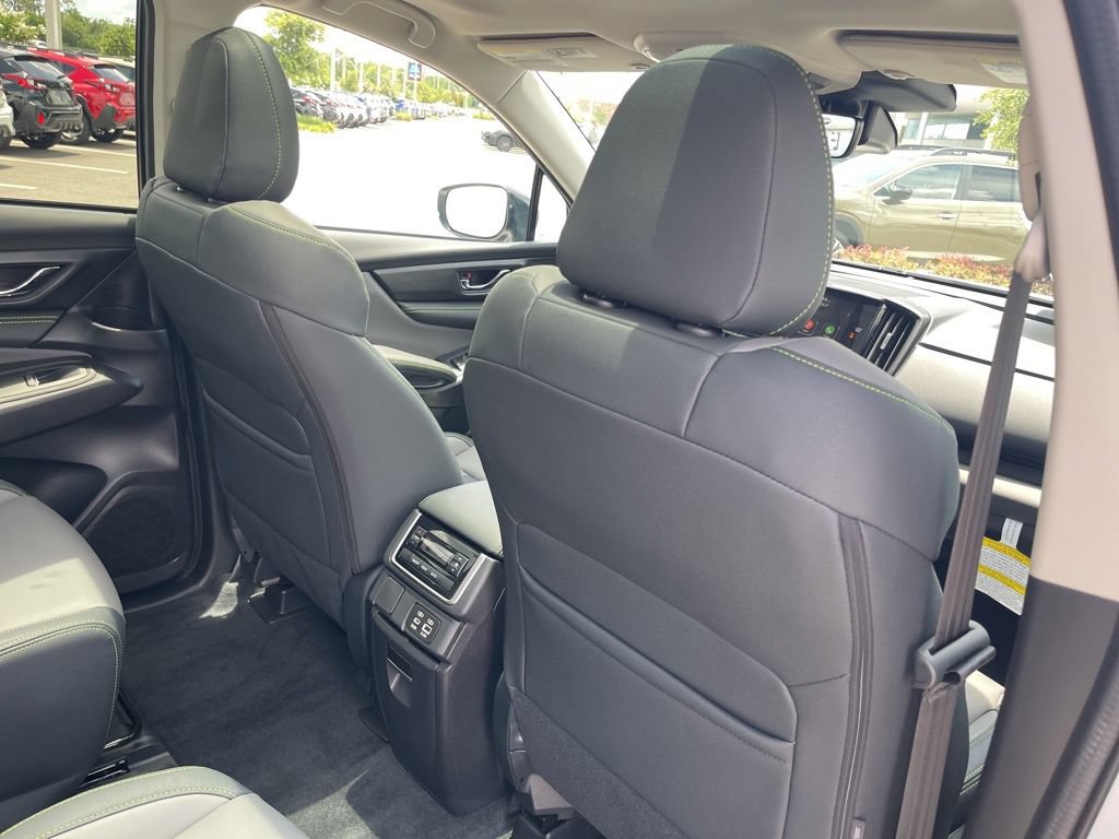 Certified 2025 Subaru Ascent Onyx Edition AWD/4WD image 34
