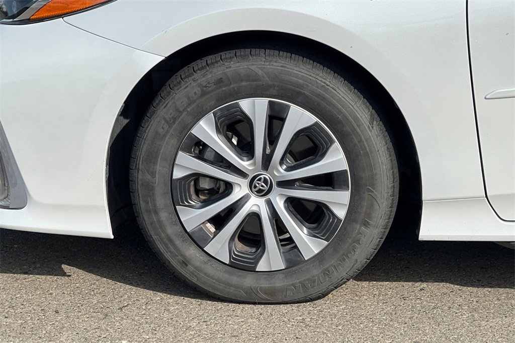 Certified 2022 Toyota Prius Prime XLE image 28