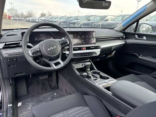 New 2026 Kia K5 LXS FWD image 21