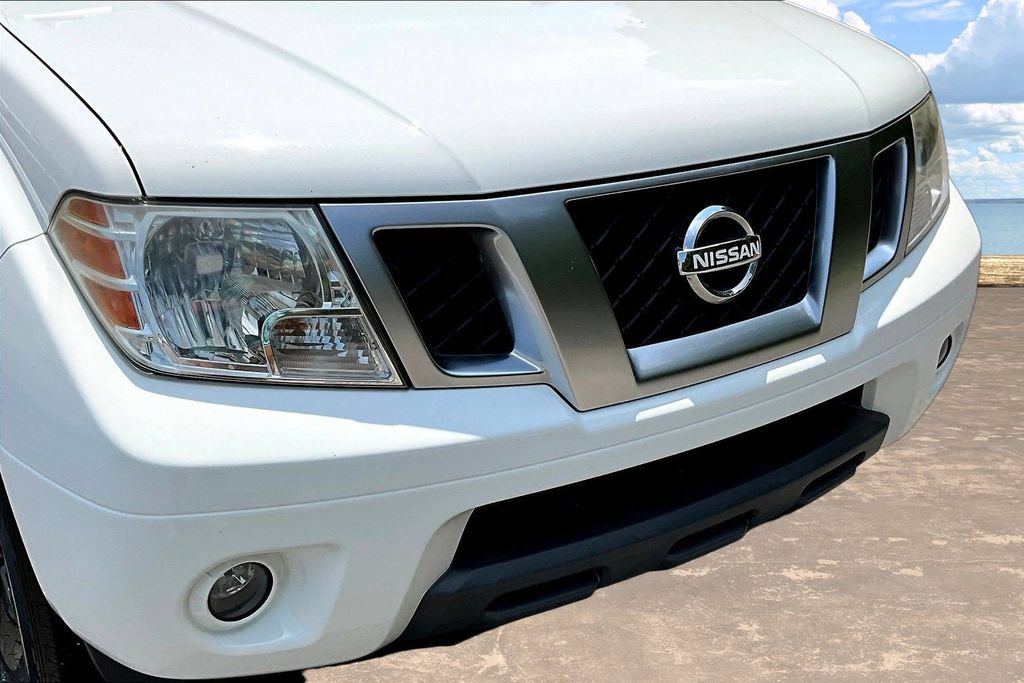 Used 2017 Nissan Frontier PRO-4X w/ Pro-4x Luxury Package AWD/4WD image 34