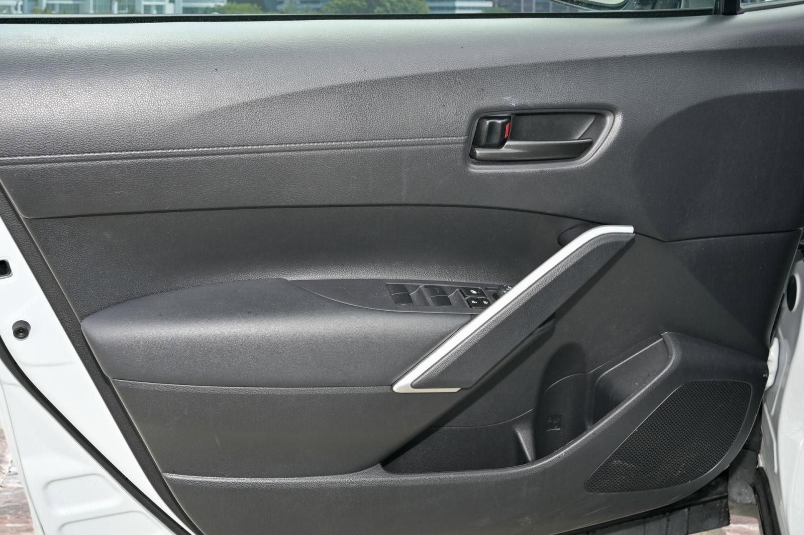 Used 2023 Toyota Corolla Cross AWD Hybrid image 14