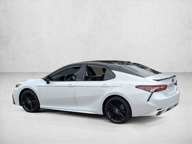 Used 2022 Toyota Camry XSE FWD image 8