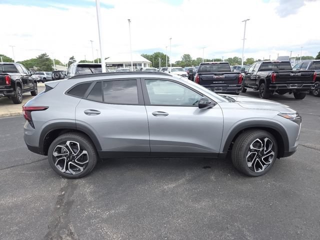 New 2026 Chevrolet Trax RS w/ Driver Confidence Package FWD image 22