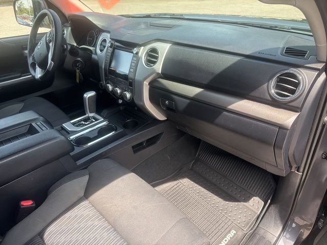 Used 2017 Toyota Tundra SR5 w/ TRD Off Road Package AWD/4WD image 14