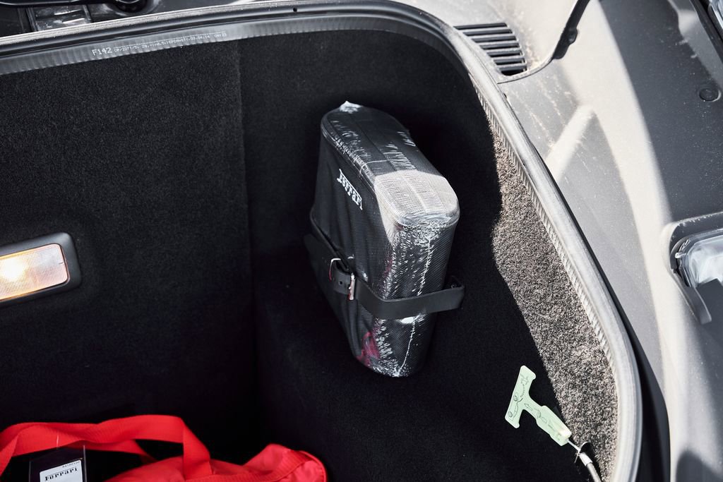 Used 2015 Ferrari 458 Spider RWD image 21