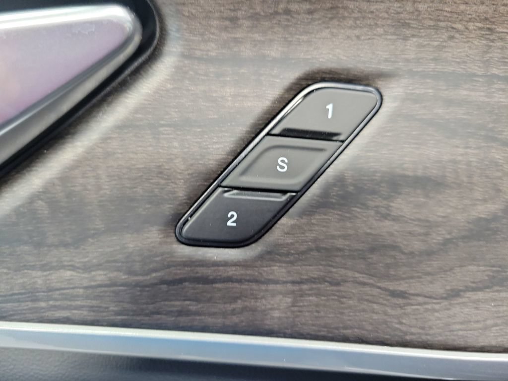 New 2026 Jeep Grand Cherokee L Limited AWD/4WD image 12