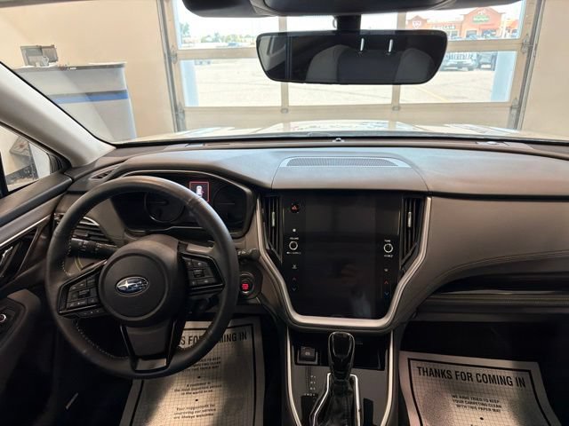 Used 2025 Subaru Outback Onyx Edition AWD/4WD image 21