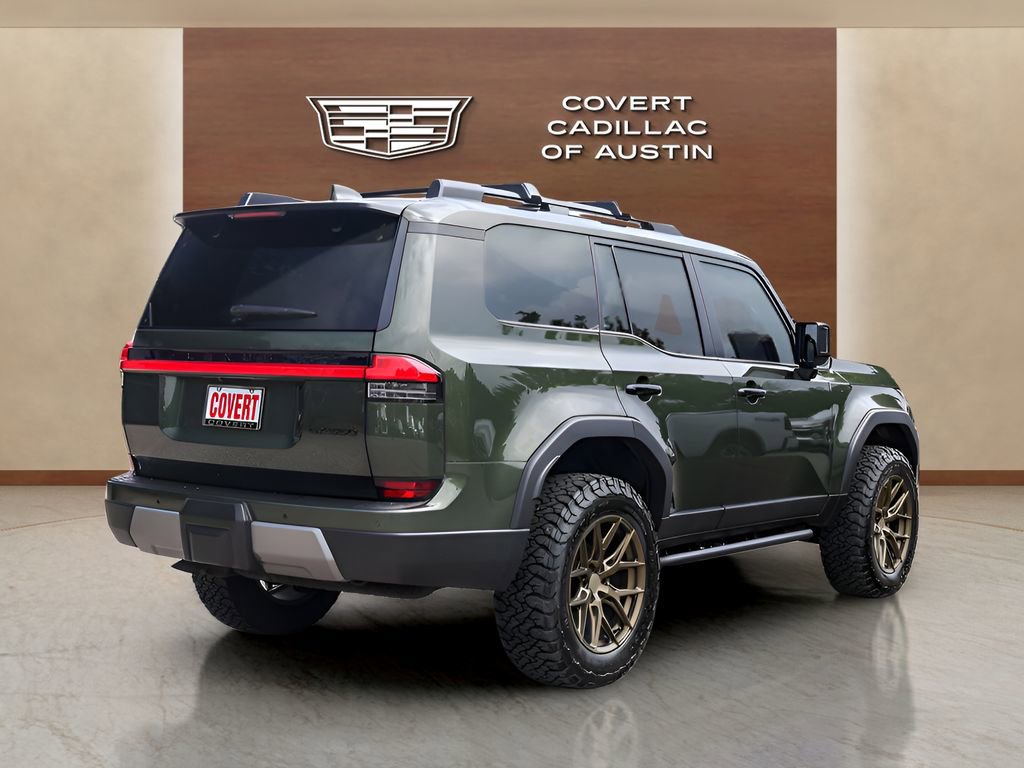 Used 2024 Lexus GX 550 AWD/4WD image 4