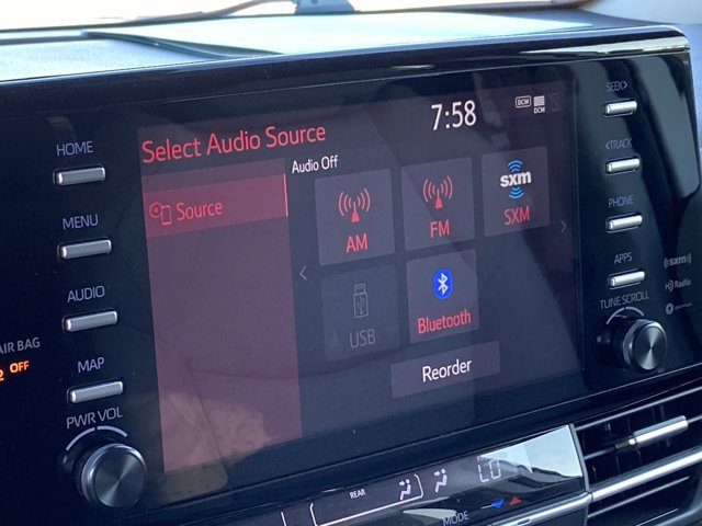 Used 2023 Toyota Sienna LE FWD image 38