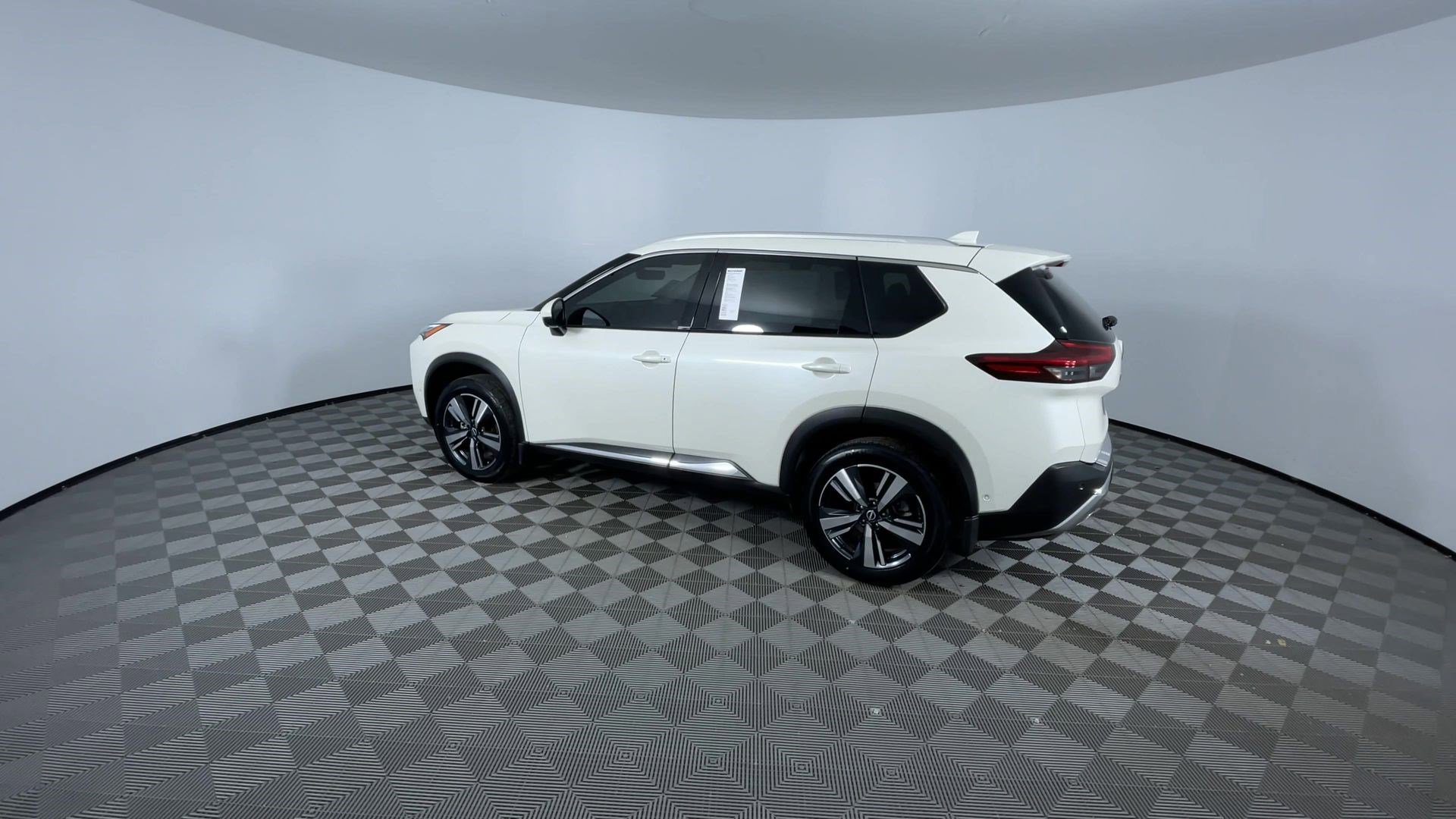 Certified 2023 Nissan Rogue Platinum w/ Platinum Premium Package image 6