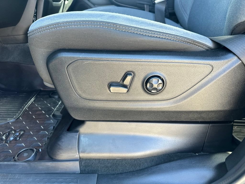 Used 2021 RAM 1500 Big Horn AWD/4WD image 16