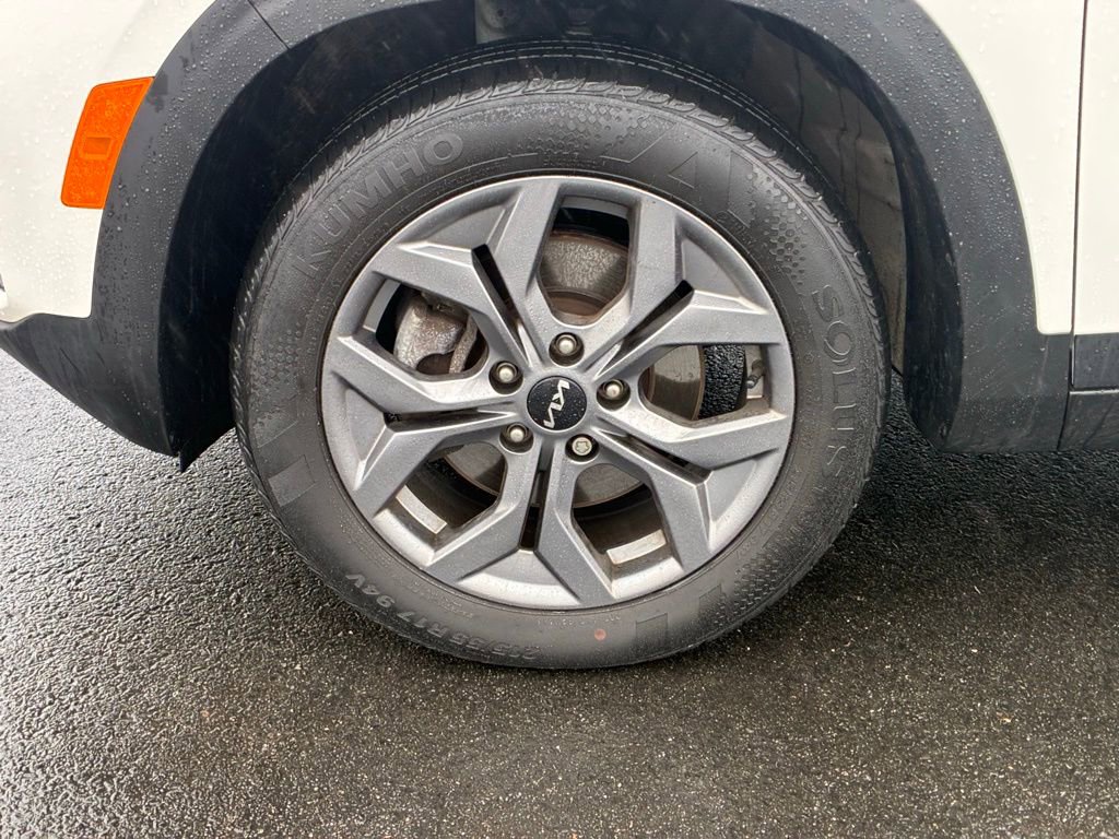 Used 2024 Kia Seltos LX image 49