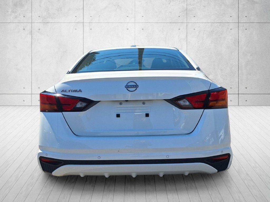 Used 2025 Nissan Altima 2.5 SV FWD image 6