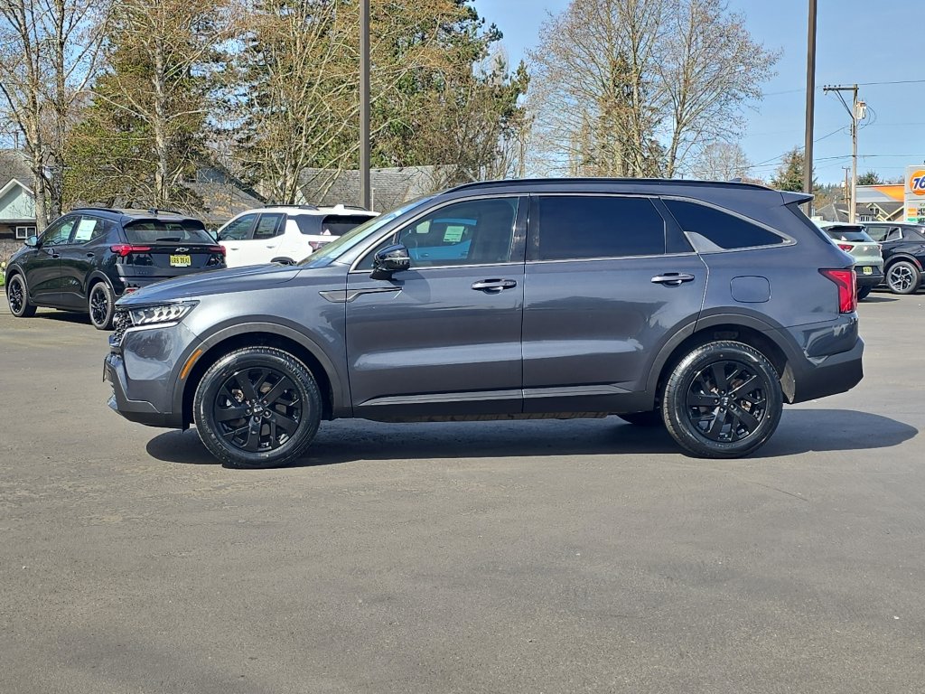 Used 2021 Kia Sorento S image 4