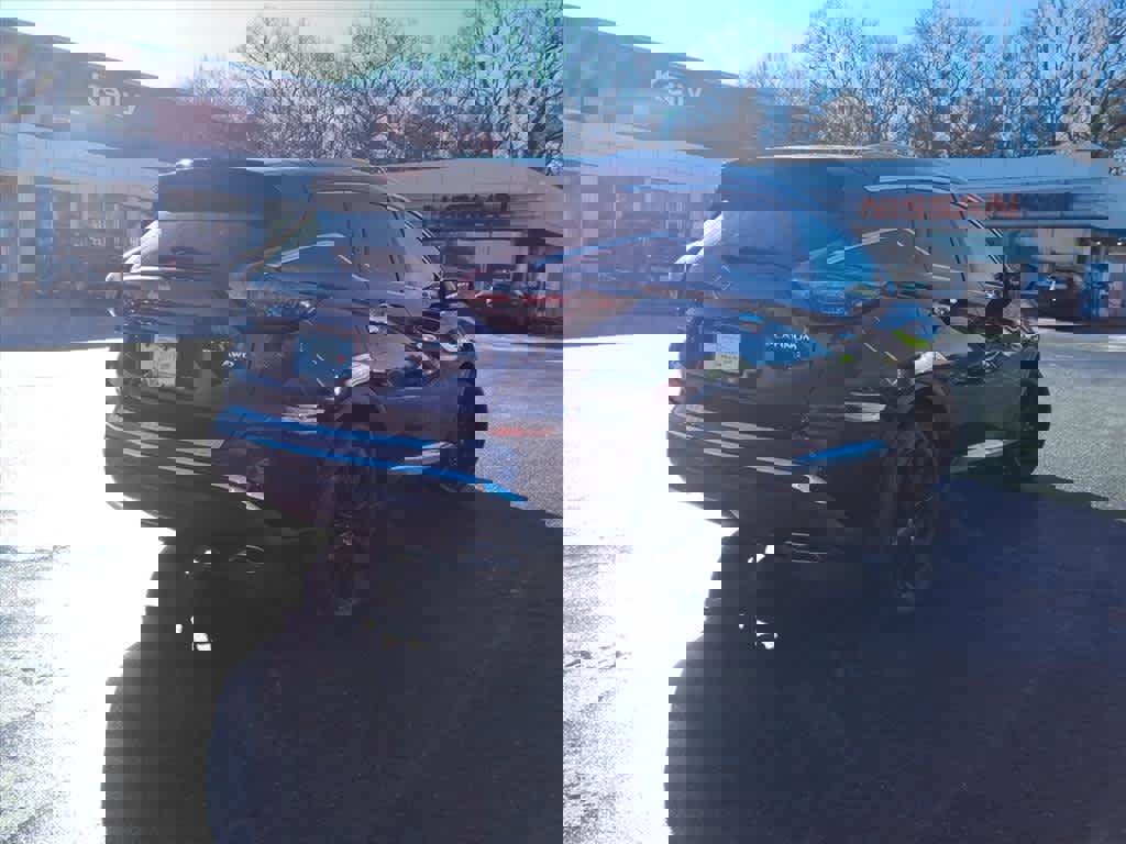 Certified 2023 Nissan Murano Platinum w/ Cargo Package image 5