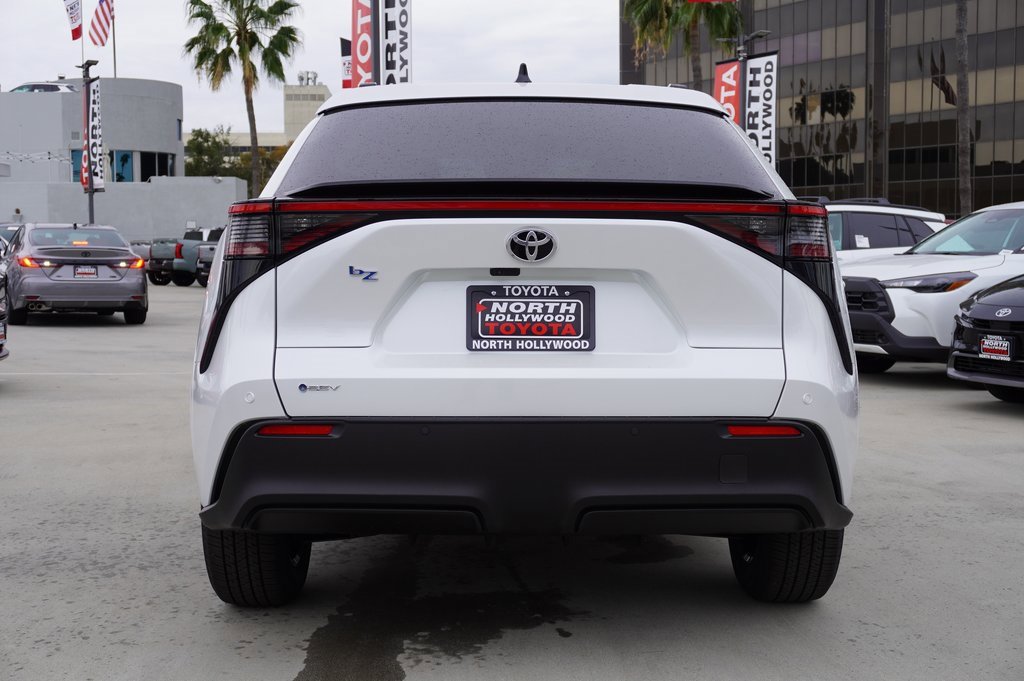 New 2026 Toyota bZ XLE Plus image 5