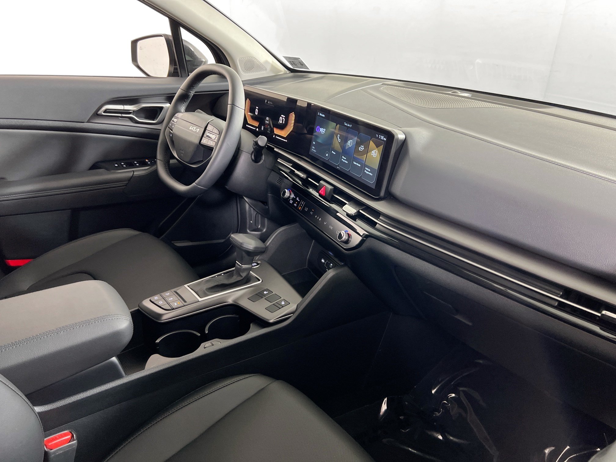 Used 2026 Kia Sportage EX FWD image 27