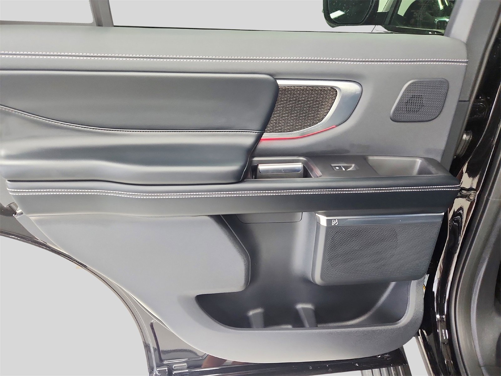 New 2025 Ford Expedition Platinum image 36