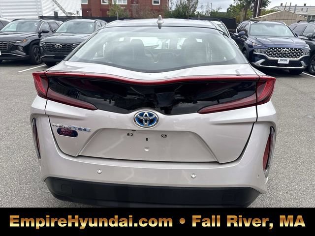 Used 2018 Toyota Prius Prime Advanced w/ Carpet Mat Package image 4