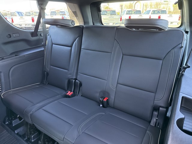 New 2026 GMC Yukon XL Elevation w/ LPO, Floor Liner Package AWD/4WD image 6