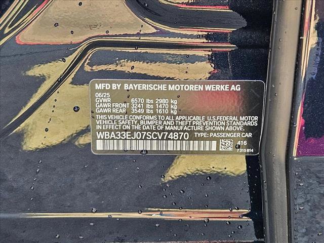 Used 2025 BMW 760i xDrive image 27