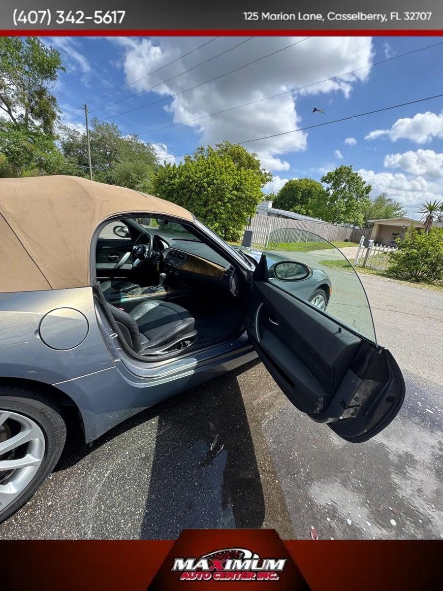 Used 2008 BMW Z4 3.0i RWD image 12